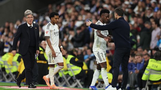 Tensiuni pe Bernabeu. Vinicius l-a scos din sărite pe Xabi Alonso, apoi a fost huiduit de fani