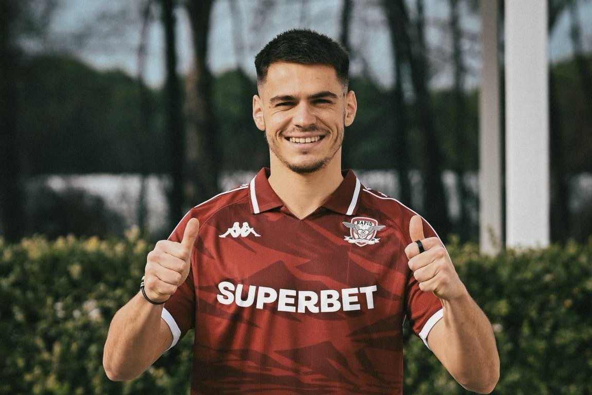Rapid l-a împrumutat pe Daniel Paraschiv de la Oviedo