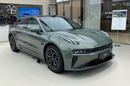 Zeekr revine „acasă”. De ce Geely a retras brandul electric premium de pe bursa din New York