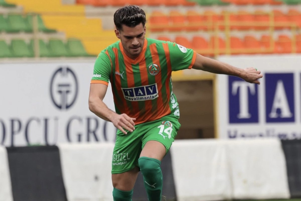 Ianis Hagi a jucat la Alanyaspor în meciul cu Metaloglobus 2-0