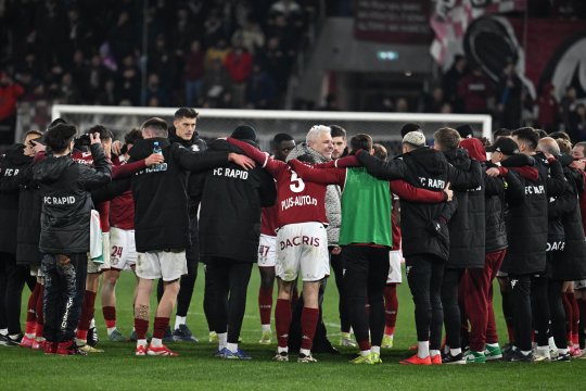 Nebunia pregătită de Săpunaru și jucătorii Rapidului pentru Șumudică: ”Din păcate, nu ne-a ieșit”