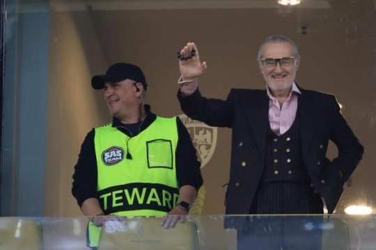 Apariție surprinzătoare la FCSB - Oțelul! Gigi Becali a venit pe Arena Națională