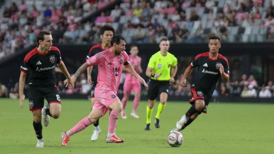 Echipa lui Louis Munteanu, umilită de Leo Messi în MLS!