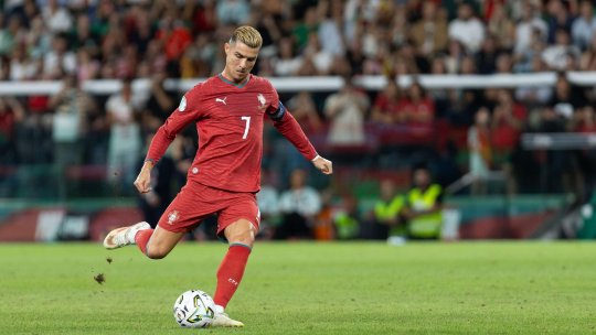 Cristiano Ronaldo a numit ”cel mai complet” fotbalist din istorie: ”Dacă cineva îl preferă pe Messi, pe Pele sau pe Maradona...”