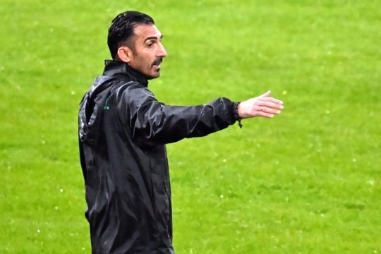 Elias Charalambous, în pericol după un nou pas greșit! Două eliminări și un gol anulat în Levadiakos - Volos 0-0