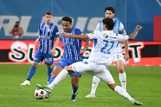 Universitatea Craiova - Farul 1-0, ACUM, pe iAMsport.ro. Avantaj pentru campioana României la pauză, după golul lui Elisor!