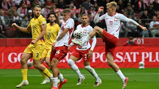 Polonia - România 1-0, ACUM, pe iAMsport.ro. Lewandowski a marcat din penalty! Cartonaș roșu acordat lui Drăgușin