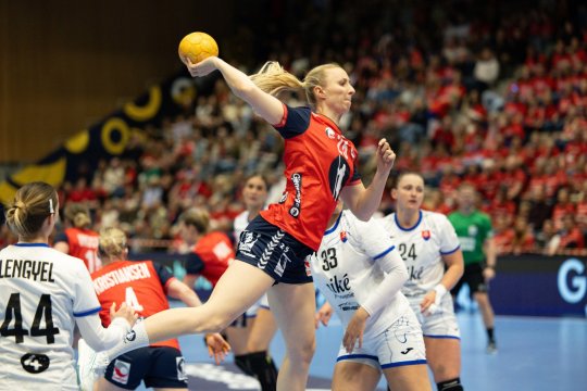 Henny Reistad face pasul care zguduie handbalul european! Contract pe 3 ani pentru cea mai bună jucătoare a lumii