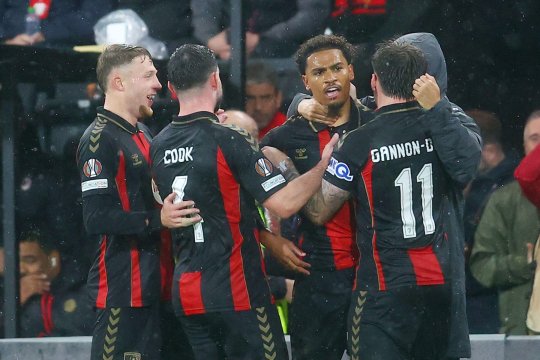 Milan, învinsă clar în Anglia! Fosta adversară a Craiovei, umilită acasă. Cum s-au descurcat românii și toate rezultatele din Europa League și Conference League