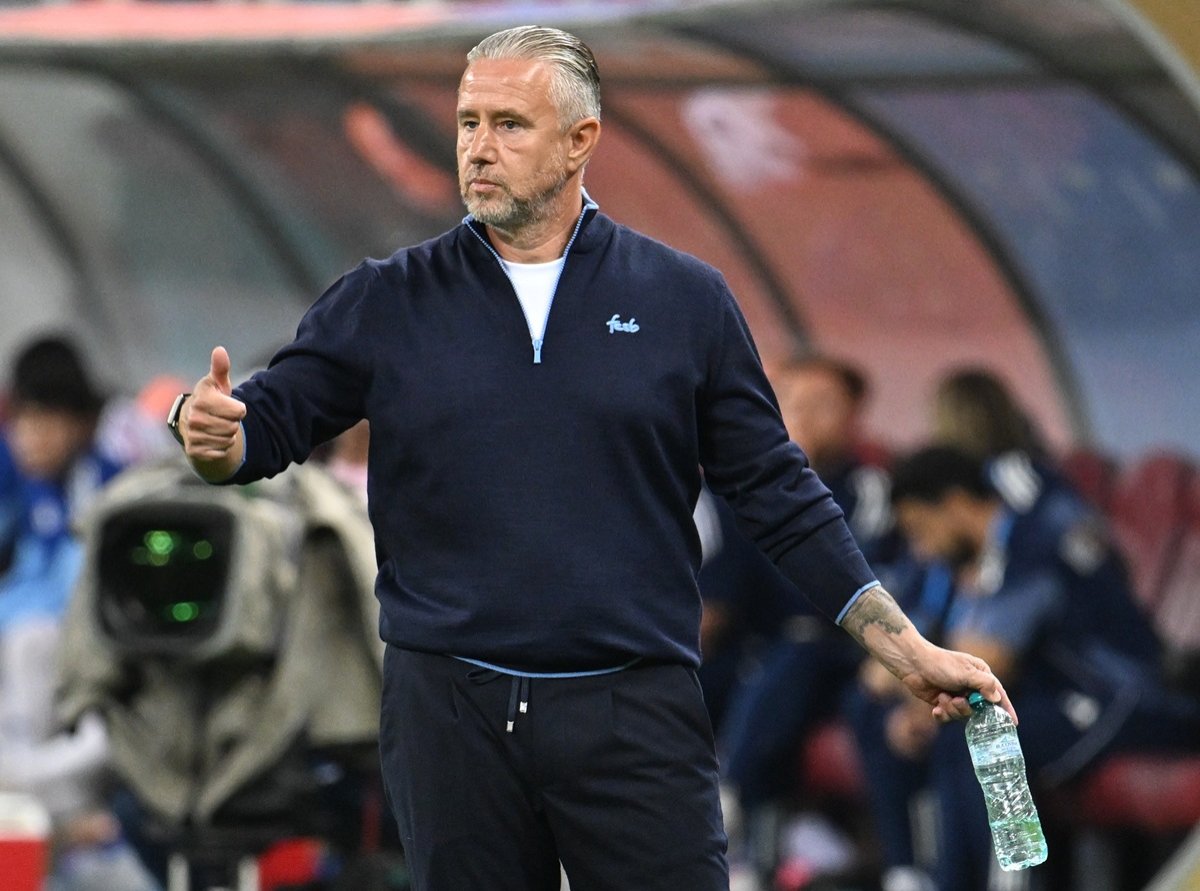Reghecampf spune că Rapid e favorită în derby-ul cu FCSB