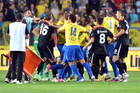 Suspendat 8 etape după ce și-a mușcat adversarul în Liga 1, își recunoaște greșeala: ”Nu mai eram conștient”