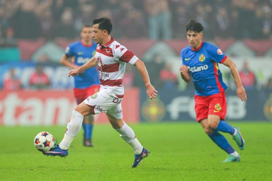 FCSB - Rapid 0-1, ACUM, pe iAMsport.ro. Giuleștenii sunt în avantaj la pauza derby-ului de pe Arena Națională!
