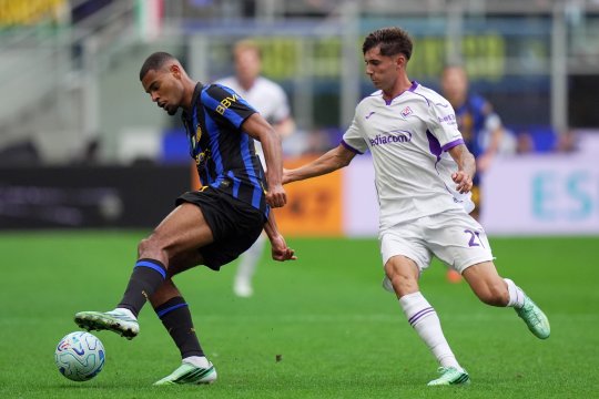 Inter - Fiorentina 0-0, ACUM, pe iAMsport.ro. Ocazii la poarta echipei lui Drăgușin!