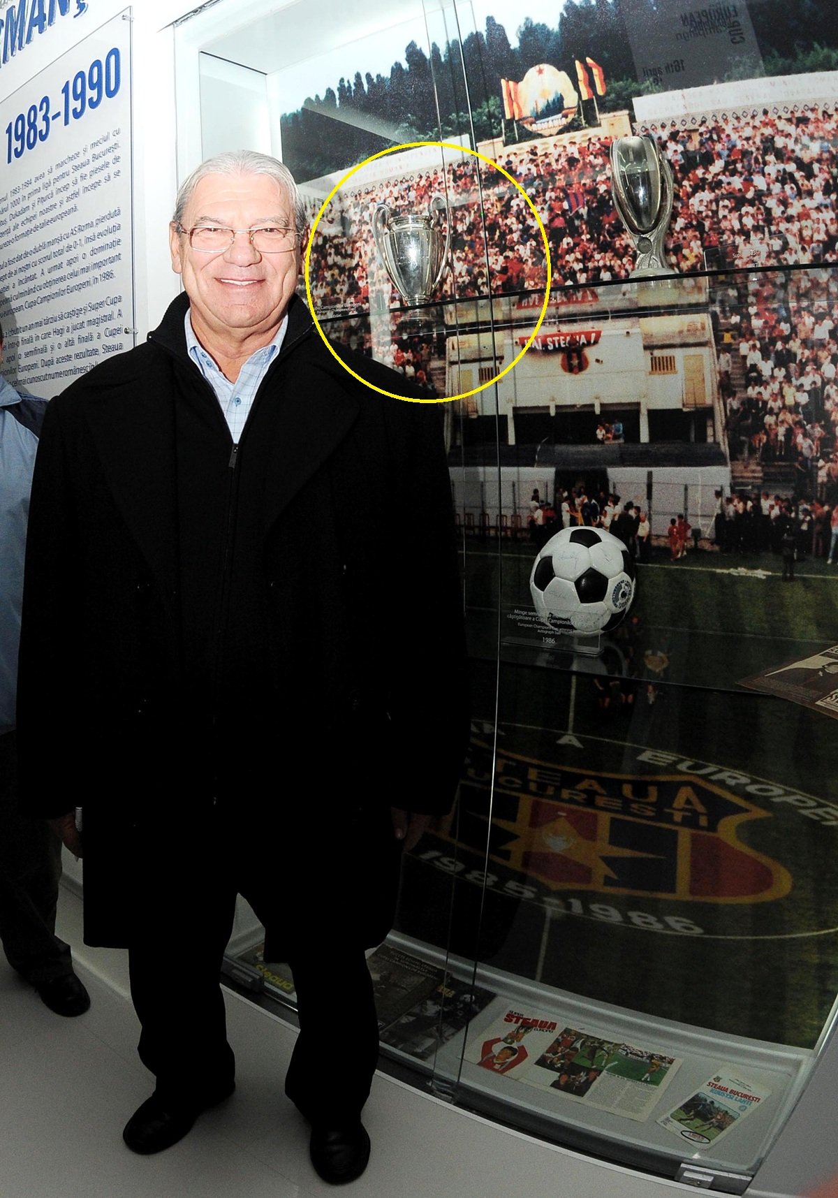 În 2008, FCSB și-a deschis un muzeu și a afișat acolo inclusiv puiul de Cupă. Nu este clar dacă este cel care ar fi acasă la Viorel Păunescu