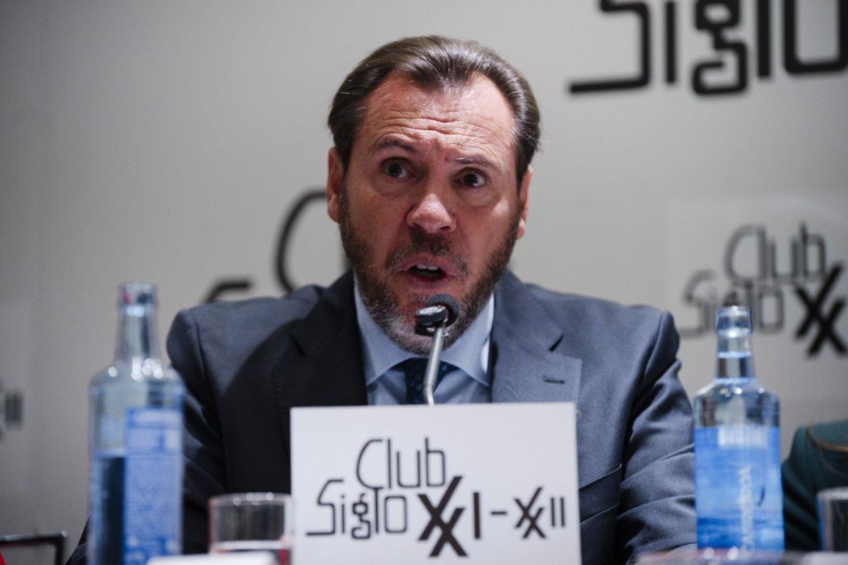 Oscar Puente, ministrul Transporturilor din Spania