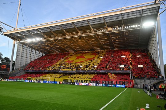 Lovitură pentru o echipă din Liga Campionilor! UEFA interzice accesul fanilor la două meciuri în deplasare