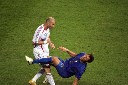 Tricoul lui Zidane din ultimul său meci, scos la licitație! De la ce preț pornește
