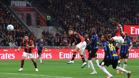 AC Milan - Inter 3-1, ACUM, pe iAMsport.ro. Spectacol total în Derby della Madonnina!