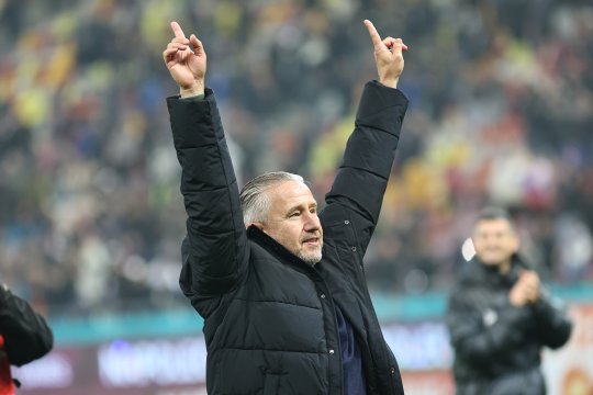 Fostul antrenor de la FCSB mizează pe Reghecampf: ”A demonstrat și are cu ce să lucreze”