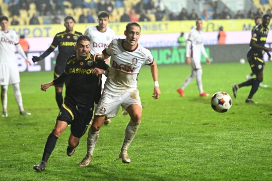 Petrolul - CFR Cluj 1-1! Remiză la Ploiești, după un meci cu ocazii importante la ambele porți