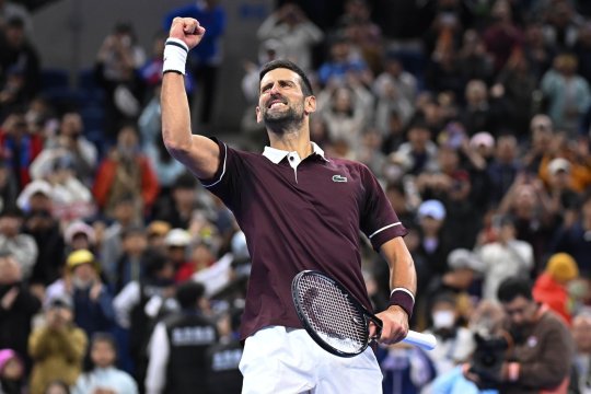 Novak Djokovic, în semifinale la Beijing după victoria cu Alexander Zverev