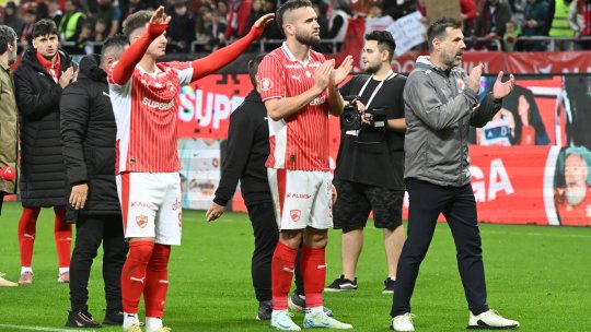 ”Mă așteptam să ajute mai mult!”. Legenda lui Dinamo, semnal de alarmă pentru Mazilu și Pușcaș