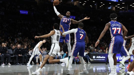 Cum s-a descurcat LeBron James la debutul pentru noua sa echipă: ”Am nevoie de adaptare”