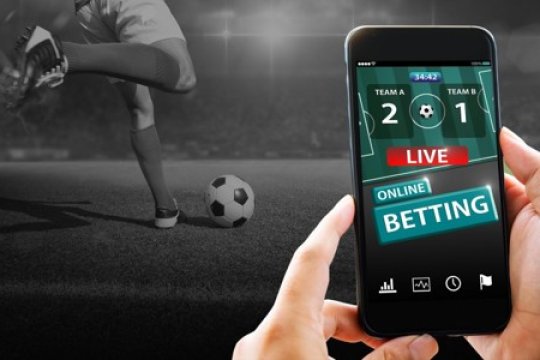 Pariuri live pe fotbal în România și Europa (2026)