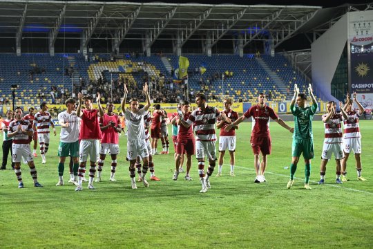 A ieșit din calculele lui Pancu și poate pleca de la Rapid în iarnă