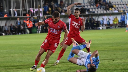 A bifat 3 retrogradări consecutive, iar acum a fost prezentat în SuperLiga, la doar 10 zile după anunțul din Italia