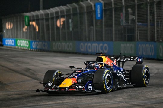 Max Verstappen rămâne în pole. FIA a confirmat încălcarea regulamentului, dar nu l-a penalizat