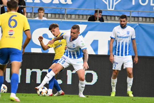 Farul Constanța - Universitatea Craiova, de la 17:15, pe iAMsport.ro. Oltenii pot profita de pașii greșiți făcuți de rivale!