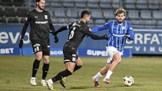 Farul Constanța - Universitatea Craiova 3-0, ACUM, pe iAMsport.ro. O primă repriză de coșmar pentru olteni!