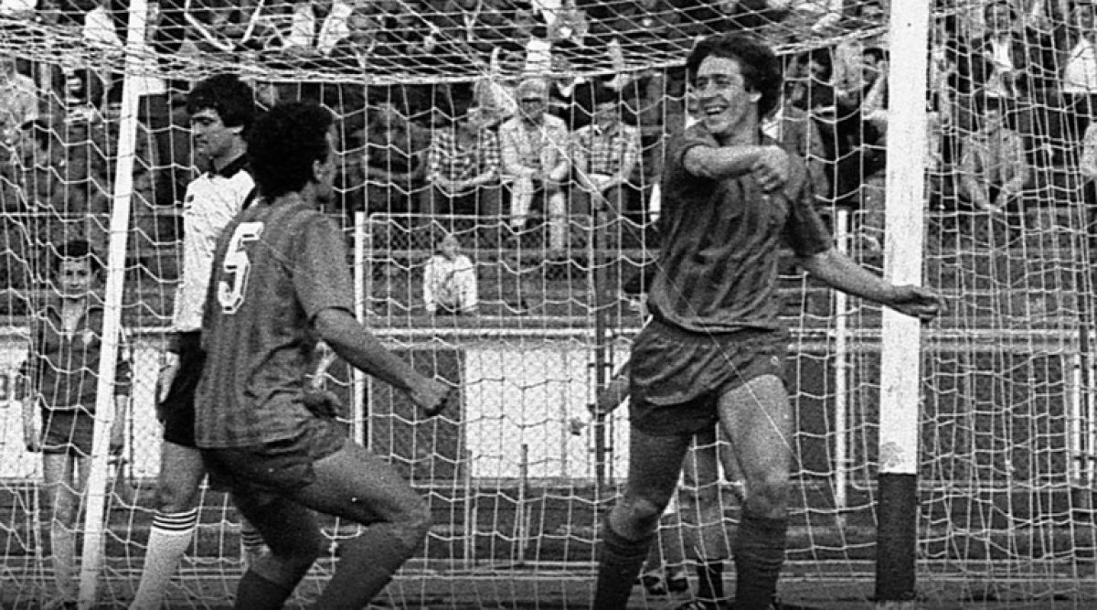 Claudiu Vaișcovici (dreapta)