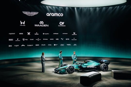 Aston Martin și-a lansat noul monopost! Cum arată mașinile cu care va concura în 2026