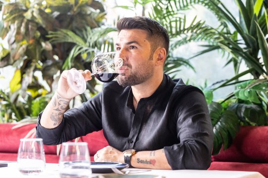 Incredibil! Câți bani îi datorează Adi Mutu unui cunoscut jurnalist român: ”Are să mi-i dea și acum”