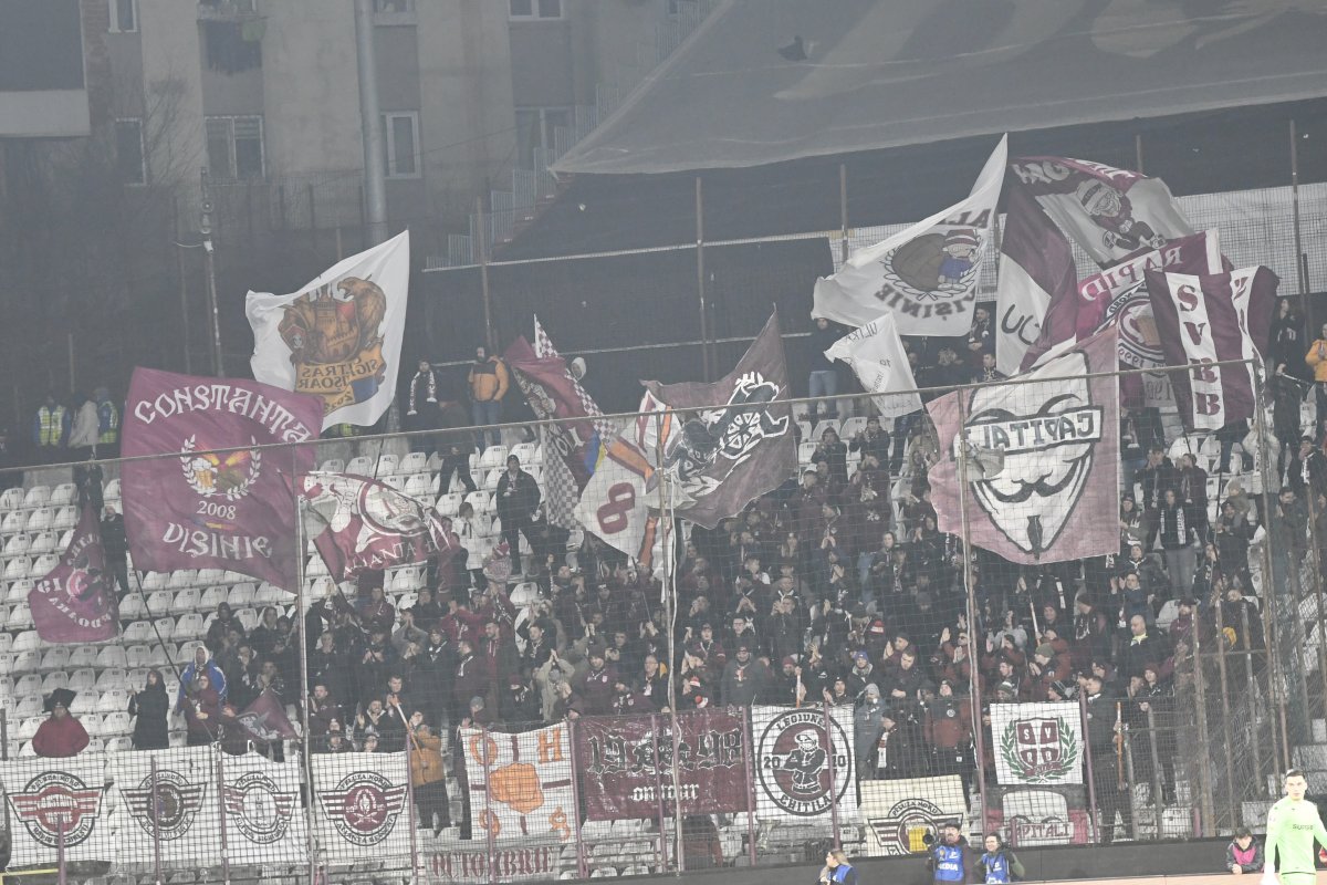 Galeria Rapidului la meciul cu CFR Cluj din ultima etapă a Cupei României