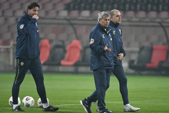 ”Am informații 400%”. Numele selecționerului care ar urma să stea pe bancă la meciul cu Turcia. Gică Hagi ar fi refuzat