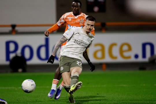 Dennis Man a marcat, dar PSV Eindhoven a pierdut duelul cu Volendam