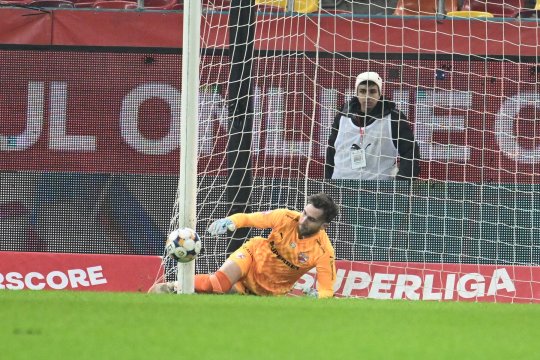 ”Apelăm la sinceritatea ta, a fost gol sau nu?”. Portarul lui Dinamo a dat imediat răspunsul