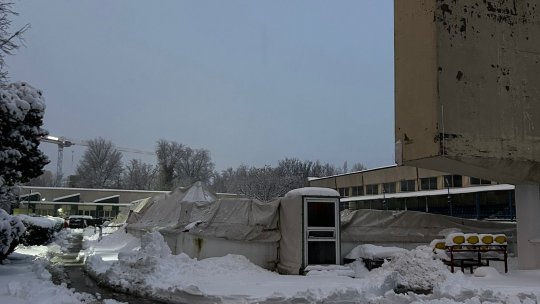 Imagini dezolante de la ”Lia Manoliu”! Balonul s-a prăbușit din cauza zăpezii