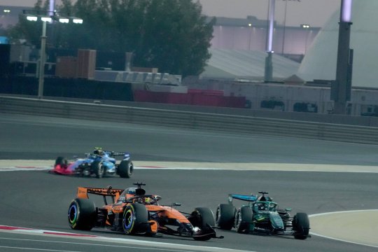 Ultimele teste în Bahrain, ziua 1: Russell, cel mai rapid! Probleme tehnice pentru mai multe echipe