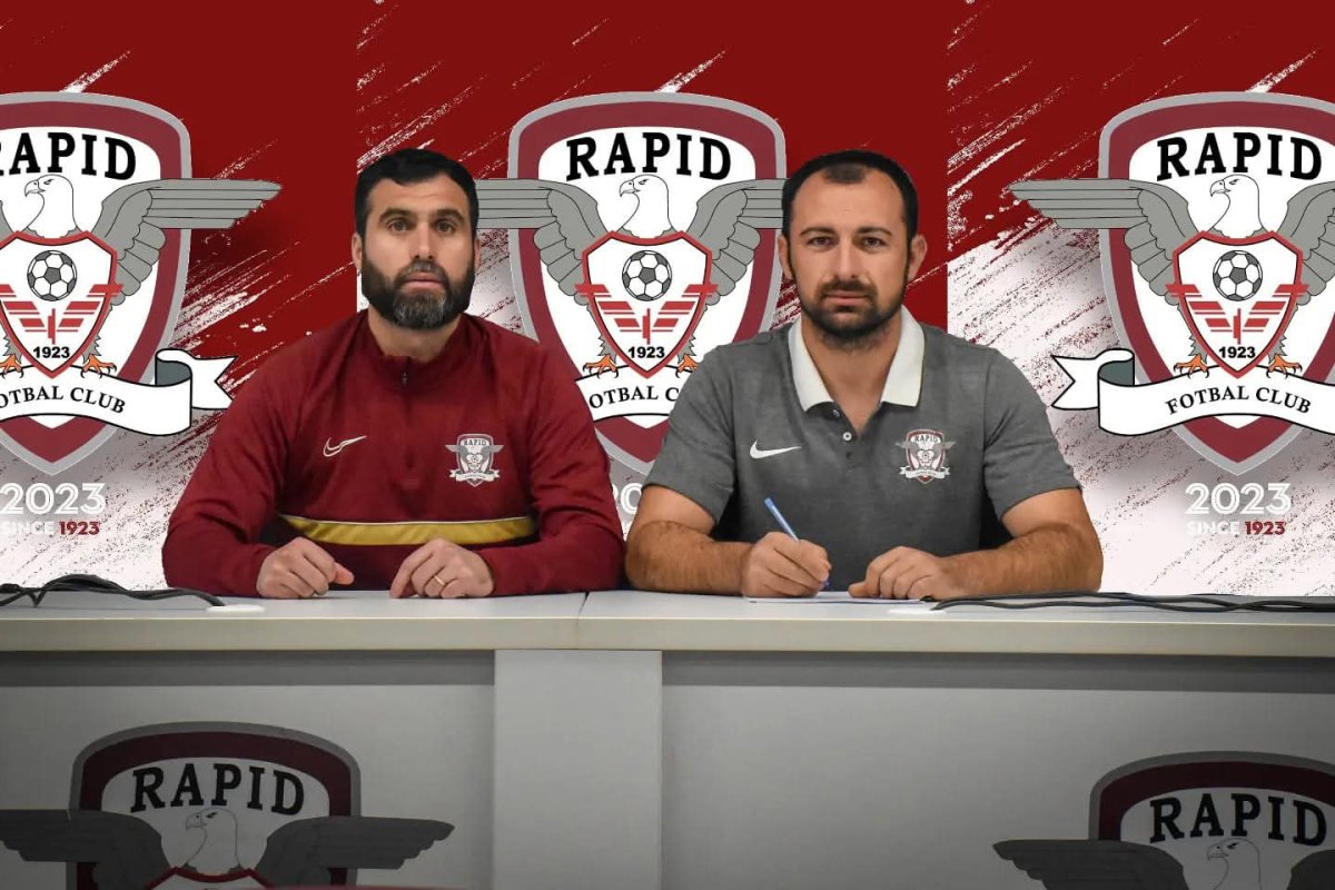 Ion Dumitrache alături de Vasile Maftei, directorul centrului de copii și juniori al FC Rapid