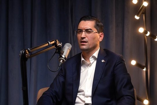 Competitor pentru Răzvan Burleanu la șefia FRF! Candidatul-surpriză a anunțat: ”Aș avea o viziune!”