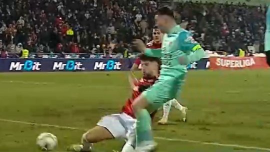 Fază controversată de arbitraj în Oțelul - UTA Arad. Marius Avram a dat verdictul