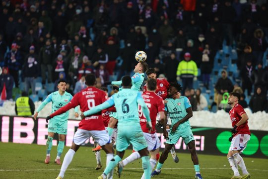 Fază controversată de arbitraj în Oțelul - UTA Arad. Marius Avram a dat verdictul