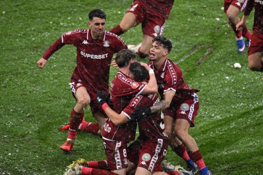 Rapid - Dinamo 2-0. Răureanu și Mazurchievici: ”E greu să mai revină Dinamo” / ”Nu e fault la golul anulat!”