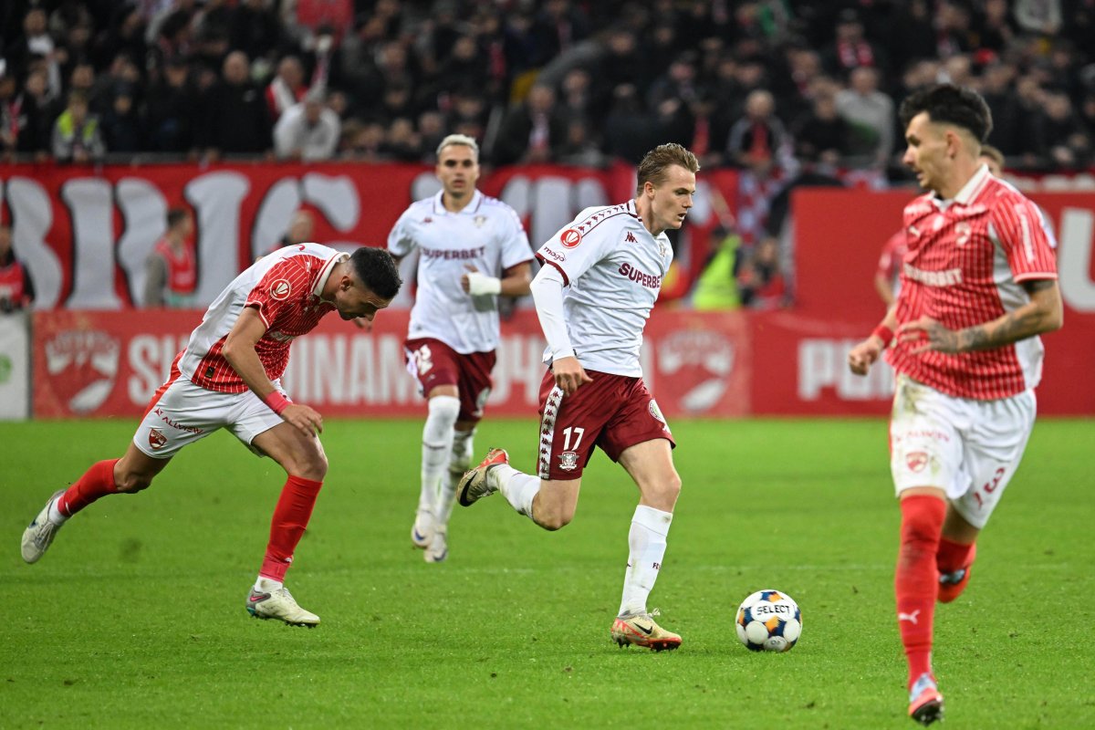 Rapid a câștigat ultima confruntare cu Dinamo, scor 2-0