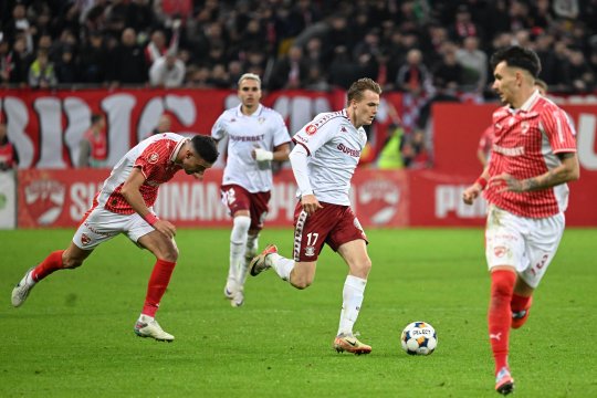 A numit marea problemă a Rapidului înainte de derby-ul cu Dinamo: ”Este cea mai slabă. Asta nu reușește Gâlcă”