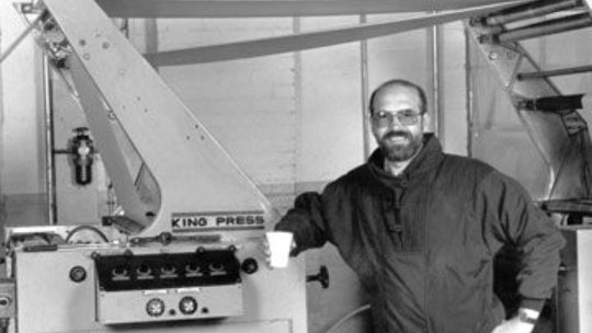 S-a întâlnit cu primul milionar român din Canada și l-a avertizat că urmează ceva grav la nivel global